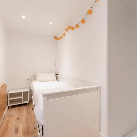 Feel Welcome Barcelona Smart Flat * Cornellà de Llobregat